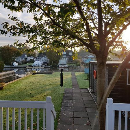 The Willows Wroxham Exterior foto